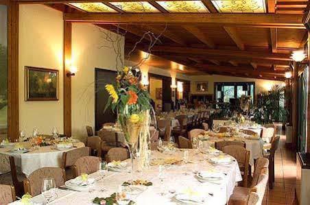 Hotel Ristorante Giordano Cavernago Екстер'єр фото