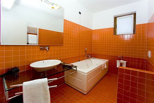 Hotel Ristorante Giordano Cavernago Екстер'єр фото